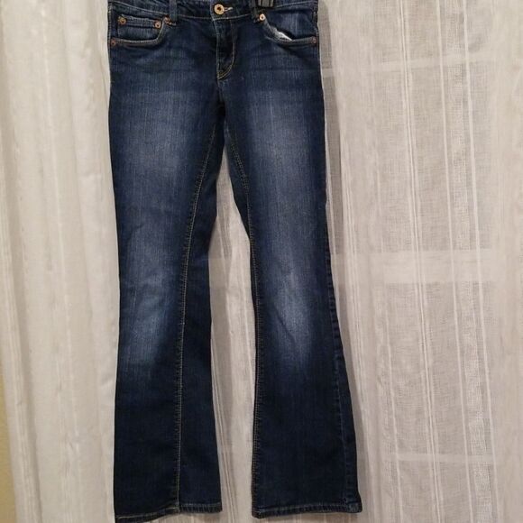 Jeans  - Picture 1 of 3